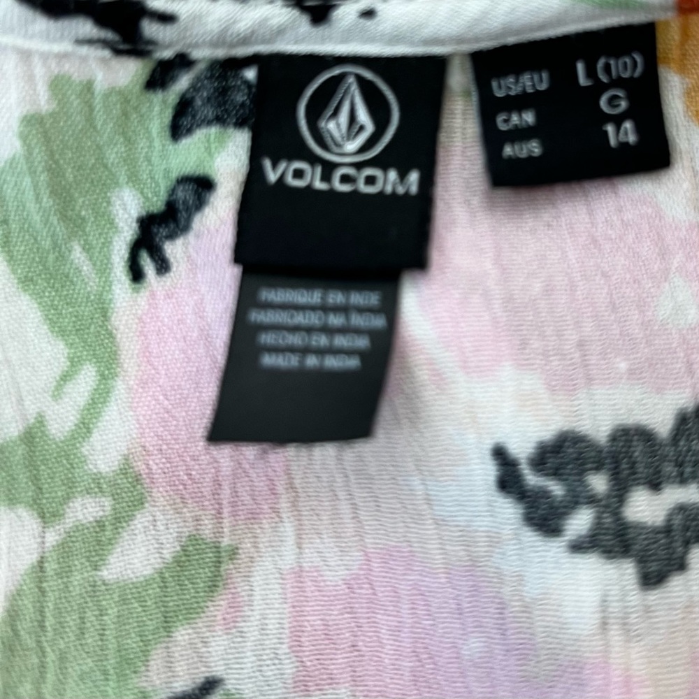 Volcom “That’s My Hype” floral top - Picture 6 of 8